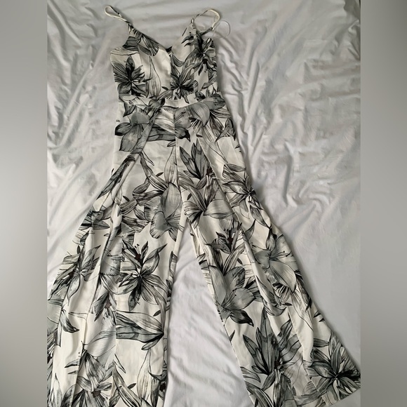 Dynamite split leg jumpsuit - Picture 1 of 4